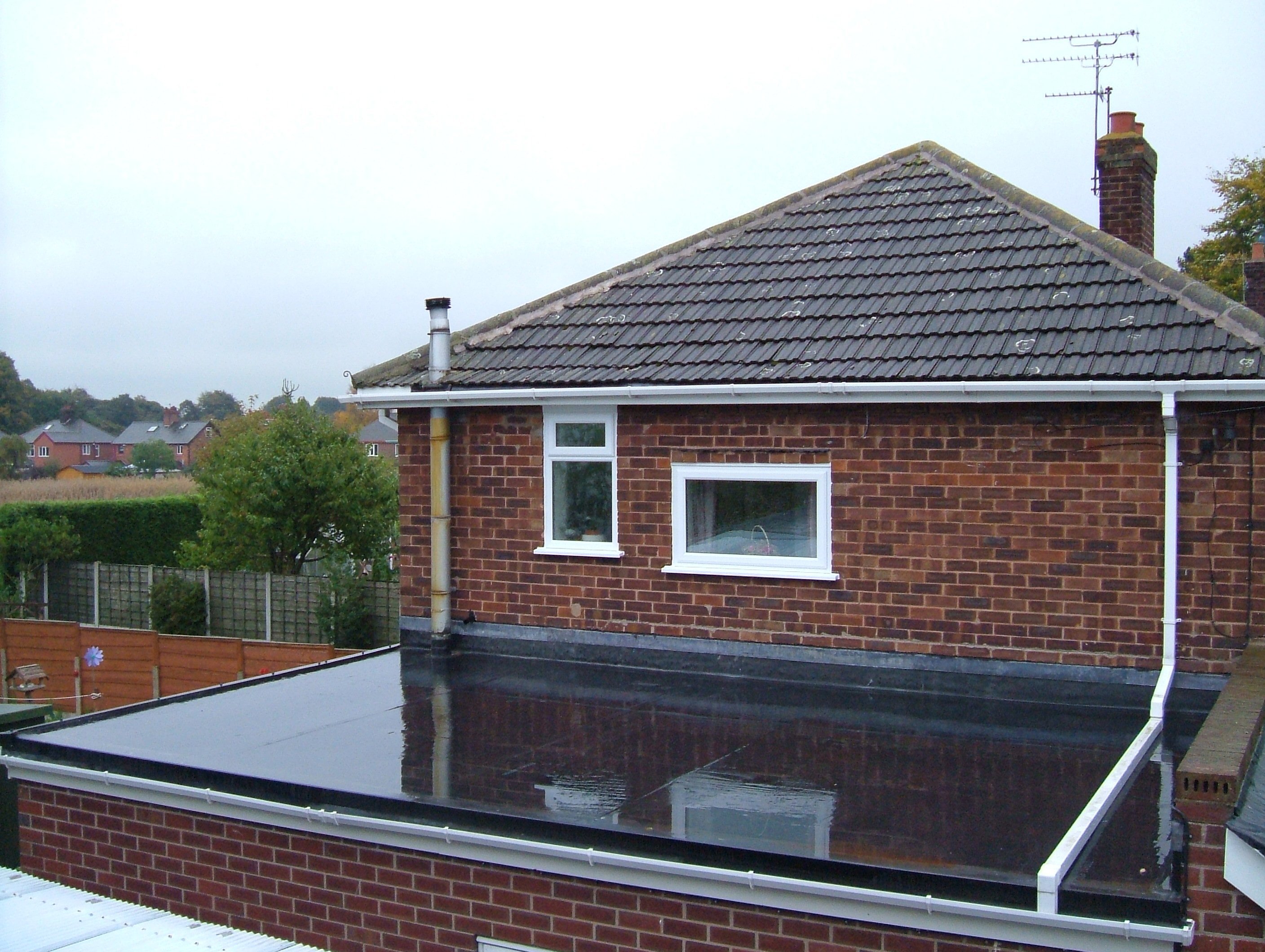 firestone epdm rubber roofing services in telford